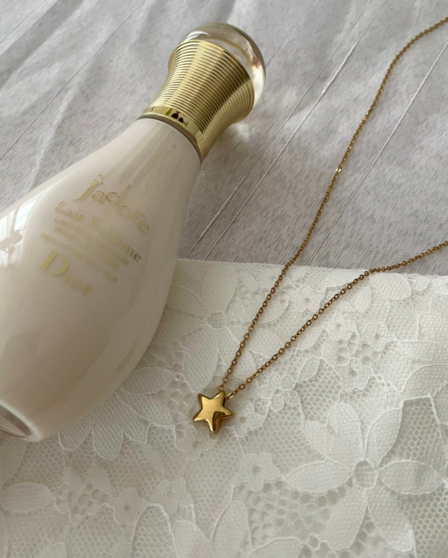 Collier Esther
